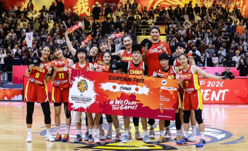 Leyu Sports-苏群:张子宇还很年轻,移动较慢跟现代篮球节奏比较脱节